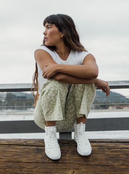 1 Coastal Cruisin Mid-Top Shoes White ARJS700165 Roxy
