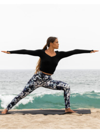3 Flirty Run Ruched Long Sleeve Sports Top Black ARJKT03390 Roxy