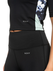 2 Escape From LA 2022 - Workout-Crop-Top für Frauen Schwarz ERJKT03925 Roxy