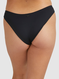 9 Beach Classics Regular Bikini Bottoms  ERJX403865 Roxy