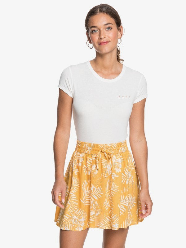 white floaty skirt