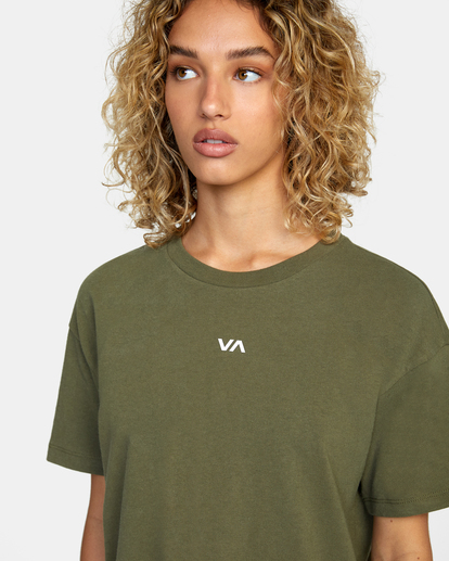 5 VA Essential Tee  AVJKT00135 RVCA