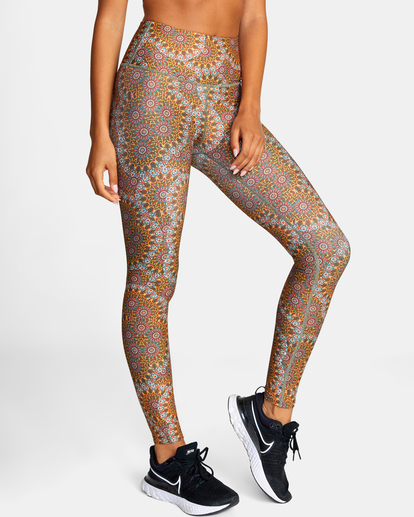 3 Kelsey Brookes VA Essential Leggings White AVJNP00184 RVCA