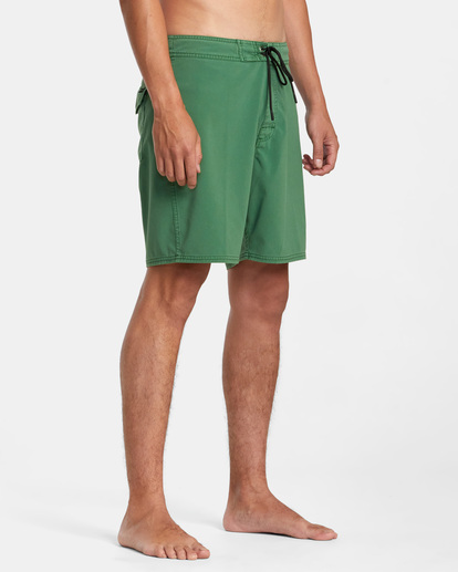 6 VA Pigment Boardshorts 18" Green AVYBS00131 RVCA