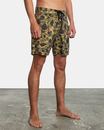 6 Stanton Boardshorts 17"  AVYBS00145 RVCA