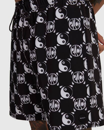 2 VA Pigment Elastic Waist Boardshorts 17" Black AVYBS00204 RVCA