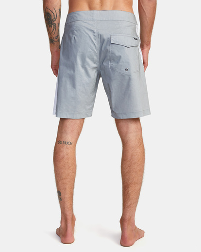 2 Venture Boardshorts 17” Green AVYBS00210 RVCA