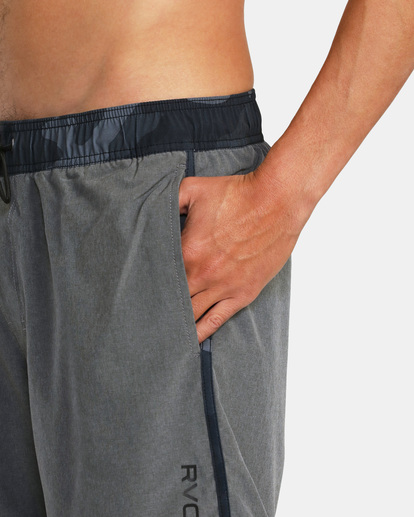 3 Eastern Plus Elastic Boardshorts 17" Grey AVYBS00239 RVCA