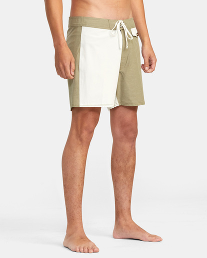 5 Edgewood Hemp Boardshorts 16" Green AVYBS00241 RVCA