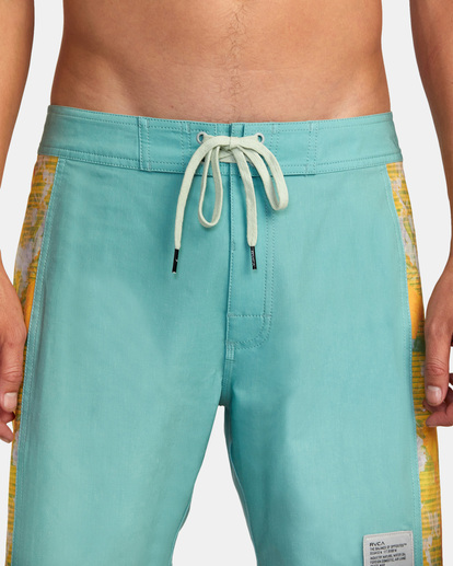 3 CUT PALM 17" VOLLEYS  AVYBS00278 RVCA