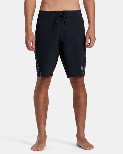 1 Hawaii Horton Apex 19" Boardshorts Black AVYBS00284 RVCA