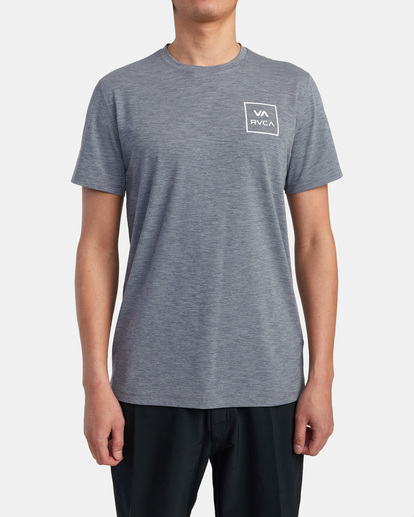 2 RVCA Short Sleeve Rashguard Grey AVYWR00118 RVCA