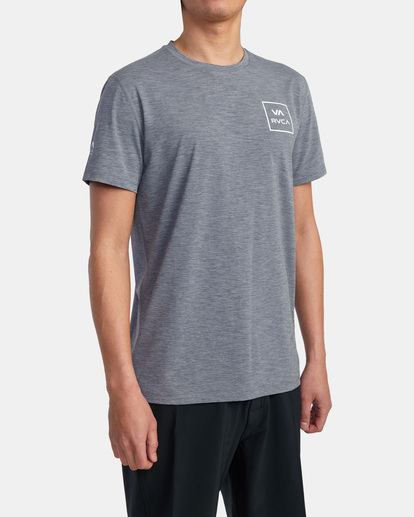 6 RVCA Short Sleeve Rashguard Grey AVYWR00118 RVCA