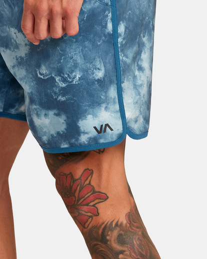 3 Yogger Hybrid Elastic Waist Athletic Shorts 17" Blue AVYWS00144 RVCA