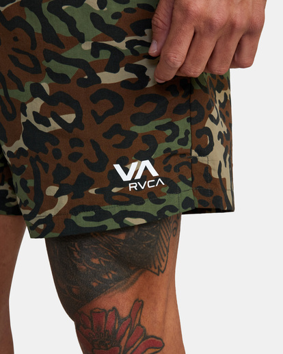6 Outsider Packable Elastic Walkshorts 17" Green AVYWS00147 RVCA
