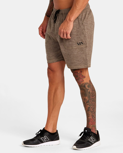 4 C-Able Elastic Walkshorts 17" Multicolor AVYWS00157 RVCA