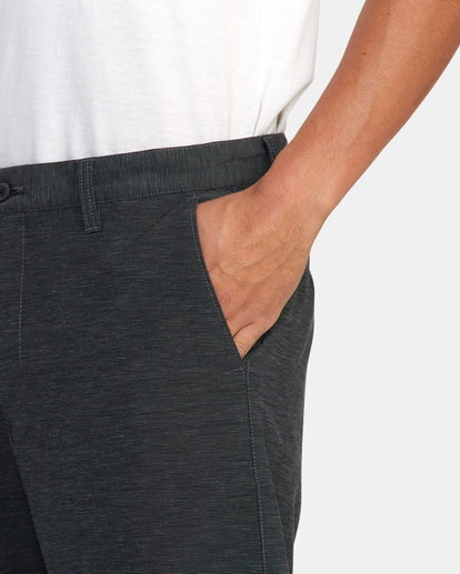 7 Daggers Hybrid Chino Shorts 18" Black AVYWS00195 RVCA
