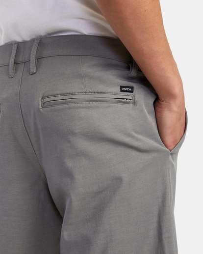 8 Back In Hybrid Walkshorts 19" Grey AVYWS00209 RVCA