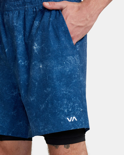 7 Yogger Train 2-In-1 Elastic Waist Workout Shorts 17" Blue AVYWS00229 RVCA