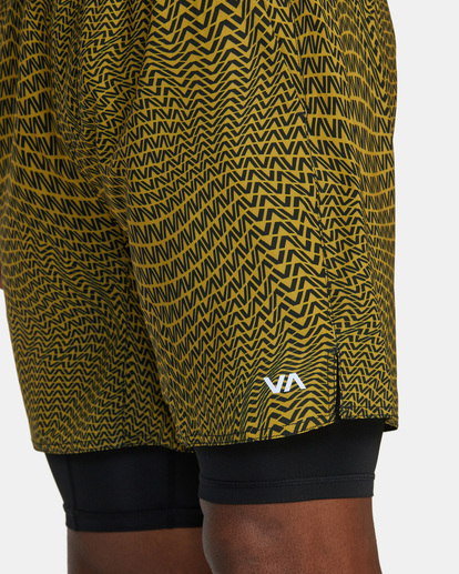 2 Yogger Train 2-In-1 Elastic Waist Workout Shorts 17" Green AVYWS00229 RVCA