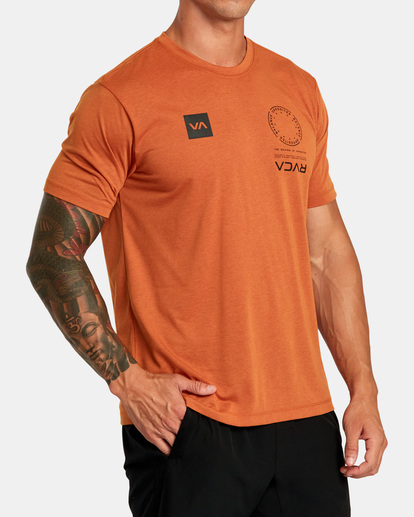 4 VA Mark Tee Black AVYZT01369 RVCA