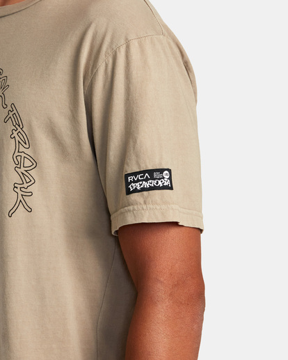 6 RVCA x FREAKTOPIA - Unisex T-Shirt Beige AVYZT01385 RVCA