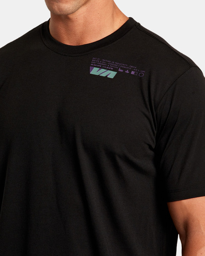6 VA Sport Elevate Tee Black AVYZT01674 RVCA