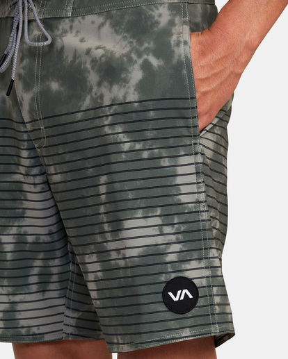 3 Curren Boardshorts 18" Green M1031RCT RVCA