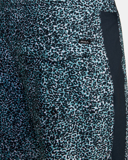 7 Apex Boardshorts 18" Brown M1042RLT RVCA