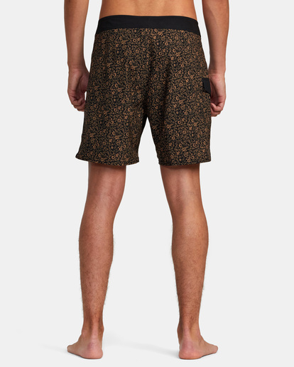2 Restless Boardshorts 17" Orange M10625RT RVCA