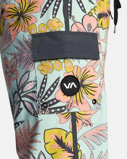 7 Eastern Boardshorts 20" Green MA117EAS RVCA