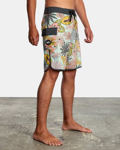 6 Eastern Boardshorts 20" Green MA117EAS RVCA