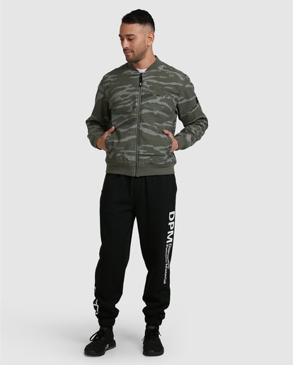 Rvca clearance camo windbreaker