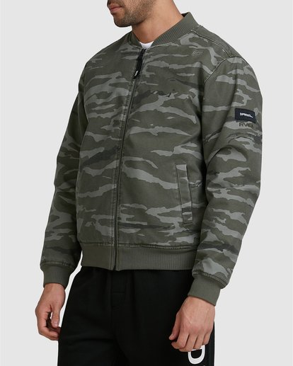 Rvca clearance camo windbreaker