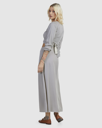 2 ECLIPSE JUNE MAXI SKIRT White UVJWK00122 RVCA