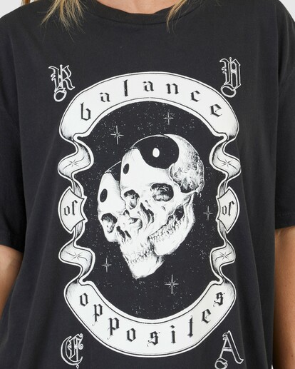 3 Cosmic Tee Black UVJZT00127 RVCA