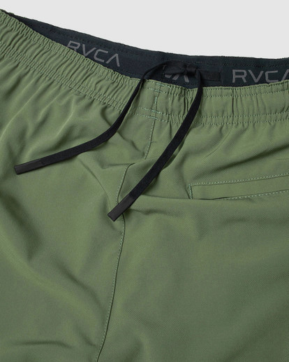 12 Yogger Stretch Elastic Waist Shorts 17" Green V201TRYS RVCA