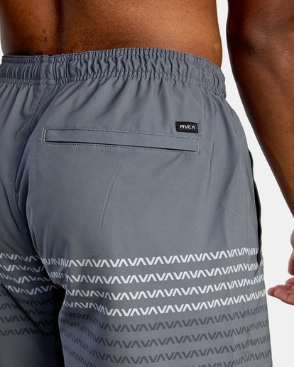 9 Yogger Stretch Elastic Waist Shorts 17" Black V201TRYS RVCA