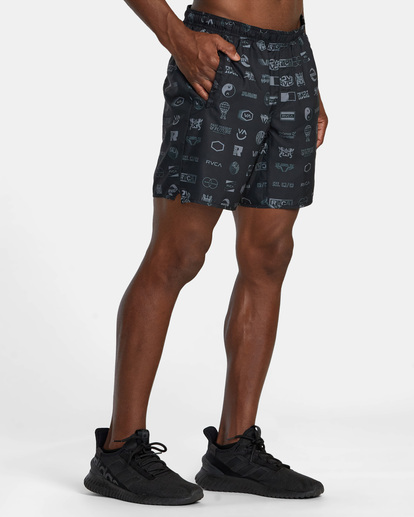 5 Yogger Stretch Elastic Waist Shorts 17" Black V201TRYS RVCA
