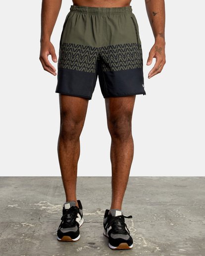 2 Yogger Stretch Elastic Waist Shorts 17" Black V201TRYS RVCA