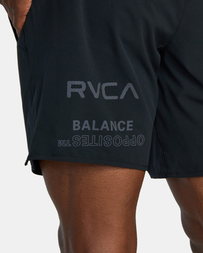 7 Yogger Stretch Elastic Waist Shorts 17" Black V201TRYS RVCA