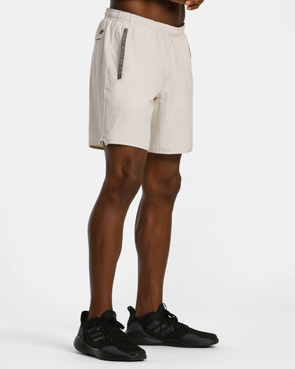 7 Yogger Stretch Elastic Waist Shorts 17" Brown V201TRYS RVCA