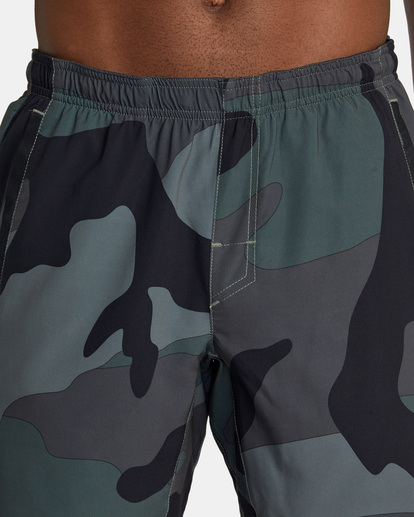 8 Yogger Stretch Elastic Waist Shorts 17" Grey V201TRYS RVCA
