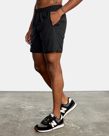 5 Yogger IV Elastic Waist Shorts 17" Multicolor V2091YGR RVCA
