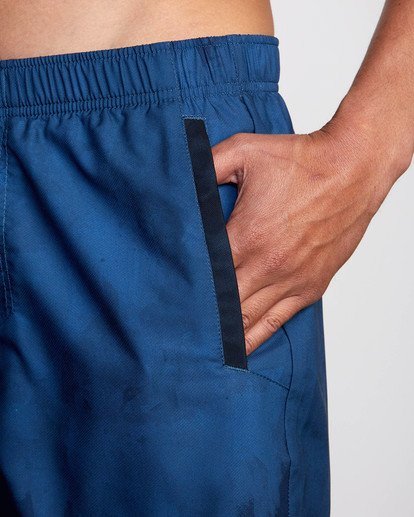 8 Yogger IV Elastic Waist Shorts 17" Blue V2091YGR RVCA