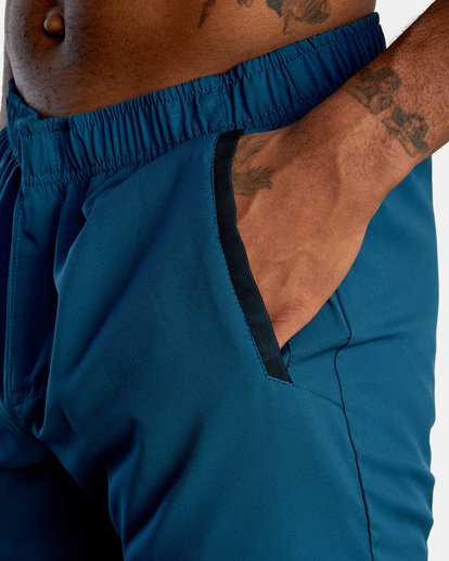 8 Yogger IV Elastic Waist Shorts 17" Blue V2091YGR RVCA