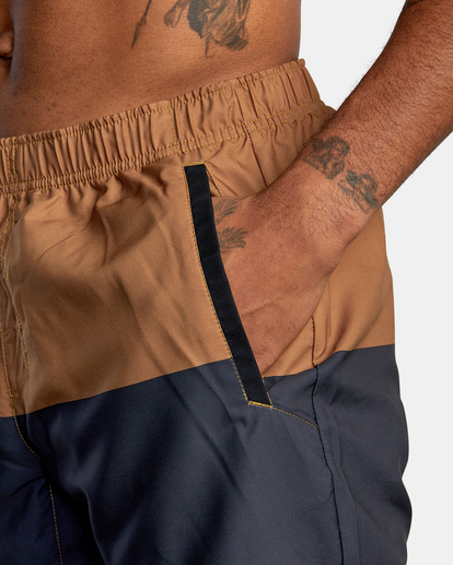 6 Yogger IV Elastic Waist Shorts 17" Brown V2091YGR RVCA