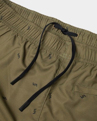14 Yogger IV Elastic Waist Shorts 17" Brown V2091YGR RVCA