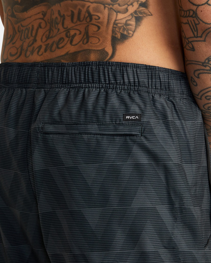 7 Yogger IV Elastic Waist Shorts 17" Black V2091YGR RVCA
