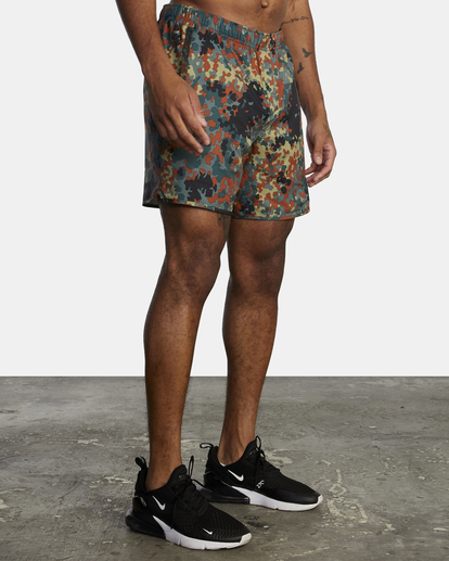 6 Yogger IV Elastic Shorts 17" Beige V2091YGR RVCA
